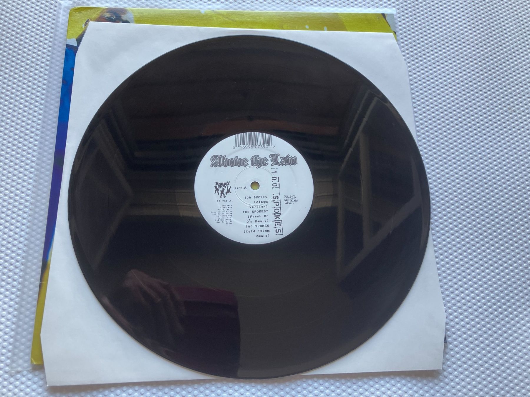 Dischi in vinile: Above The Law – Usato da Aarwangen venduto da Jukebox3 4