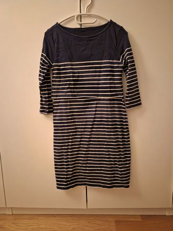 robe d'allaitement rayée marine