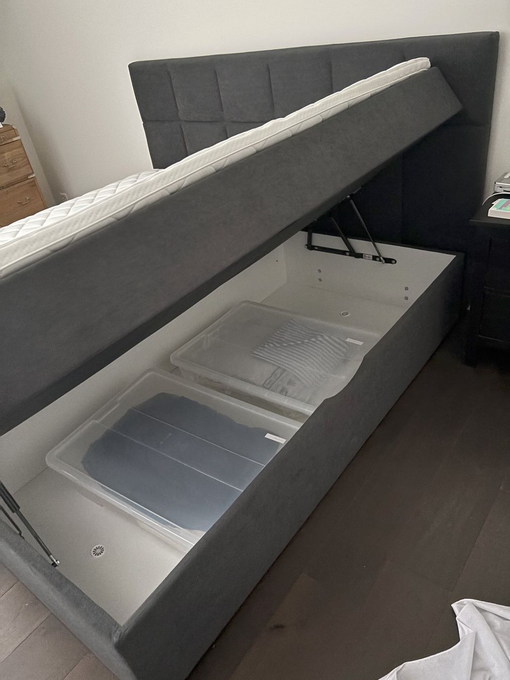 Pfister Letti: Boxspringbett 200x200cm anthrazit Pfister Lorie – Usato da Horgen venduto da no_seb 3