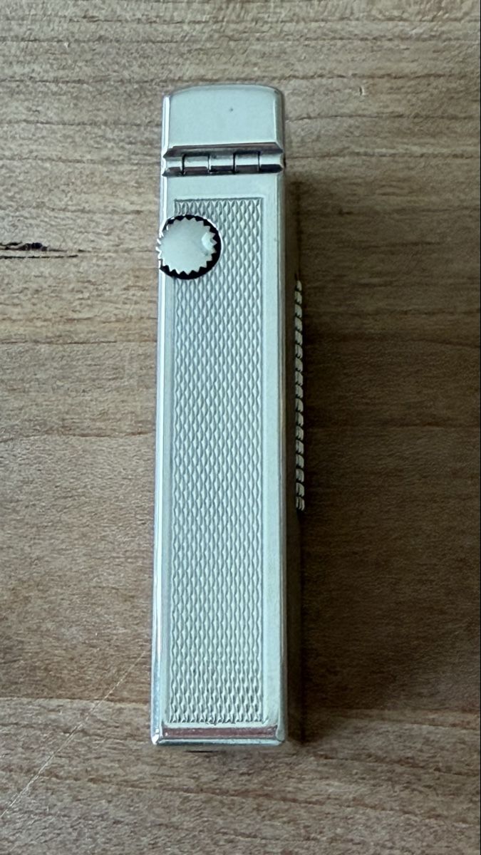 Dunhill Accendini: professionell restauriertes Vintage Dunhill Feuerzeug – Usato da Embrach venduto da watchesandlighters 8
