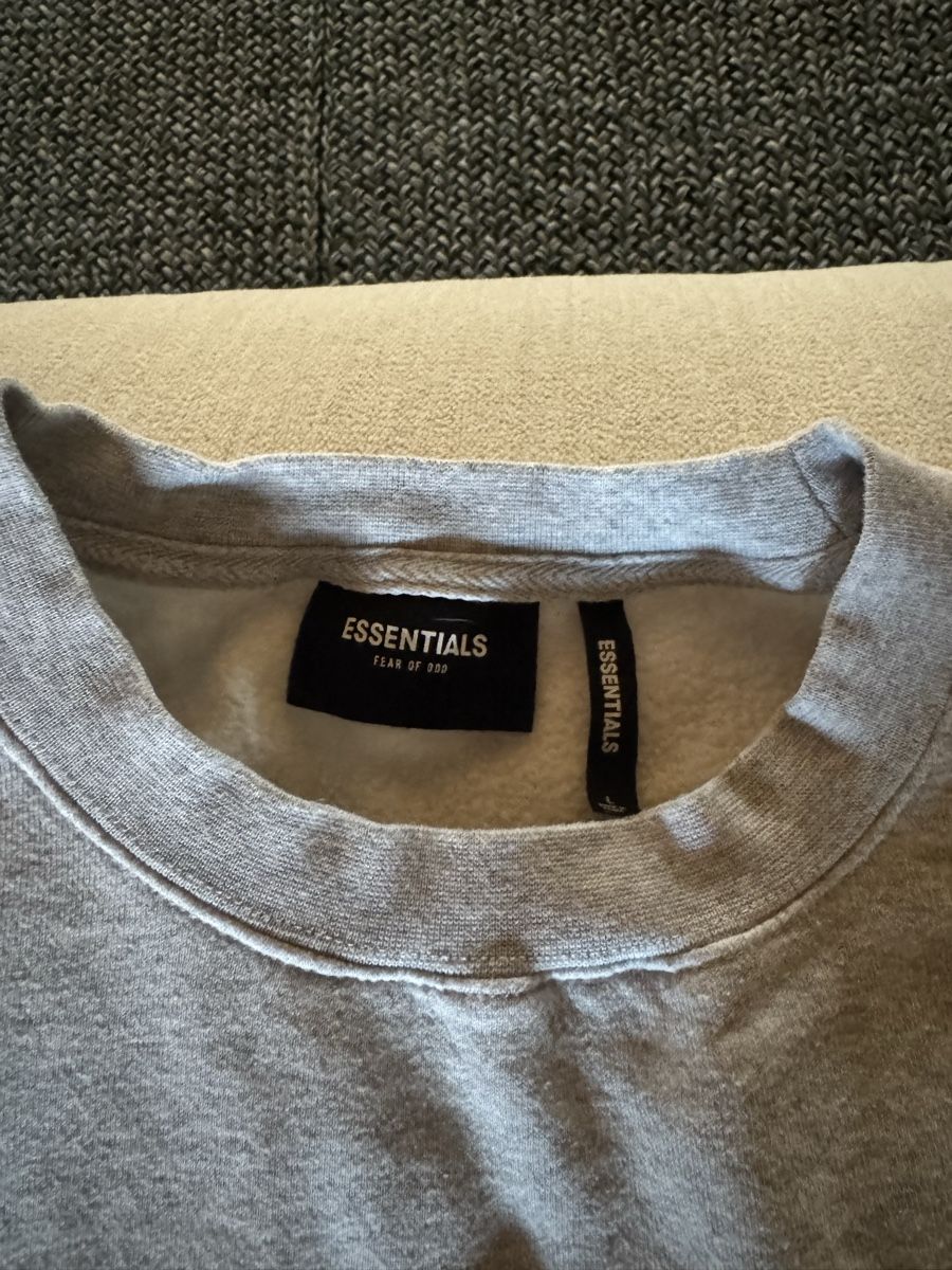 Fear of God Pulls & Sweat-shirts: Sweatshirt ESSENTIALS grey Grösse L  – D'occasion à Bern par na.laa 3