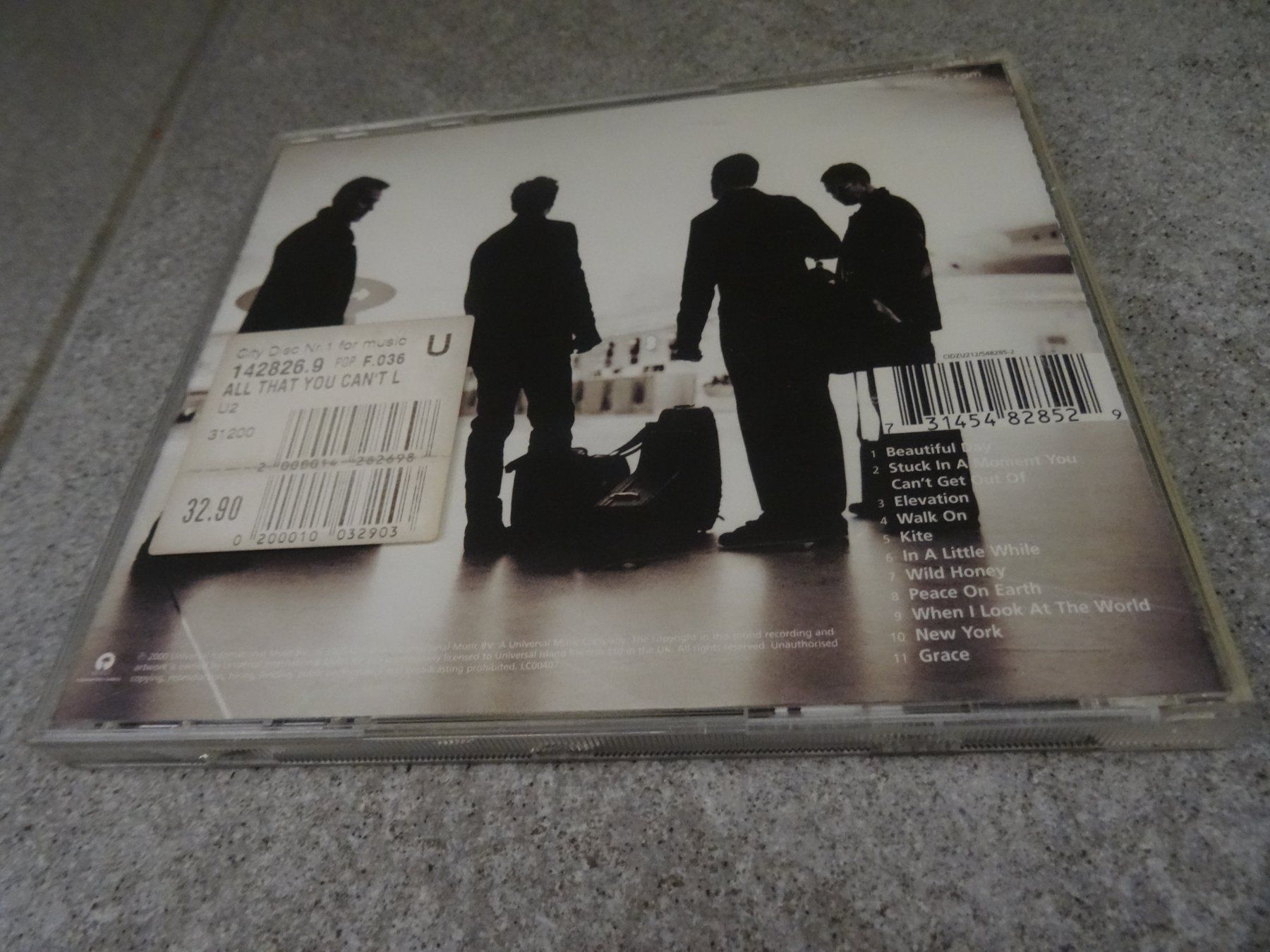 CDs: U2 - All That You Can't Leave Behind CD – Gebraucht aus Olten von Disc-Ausverkauf 1