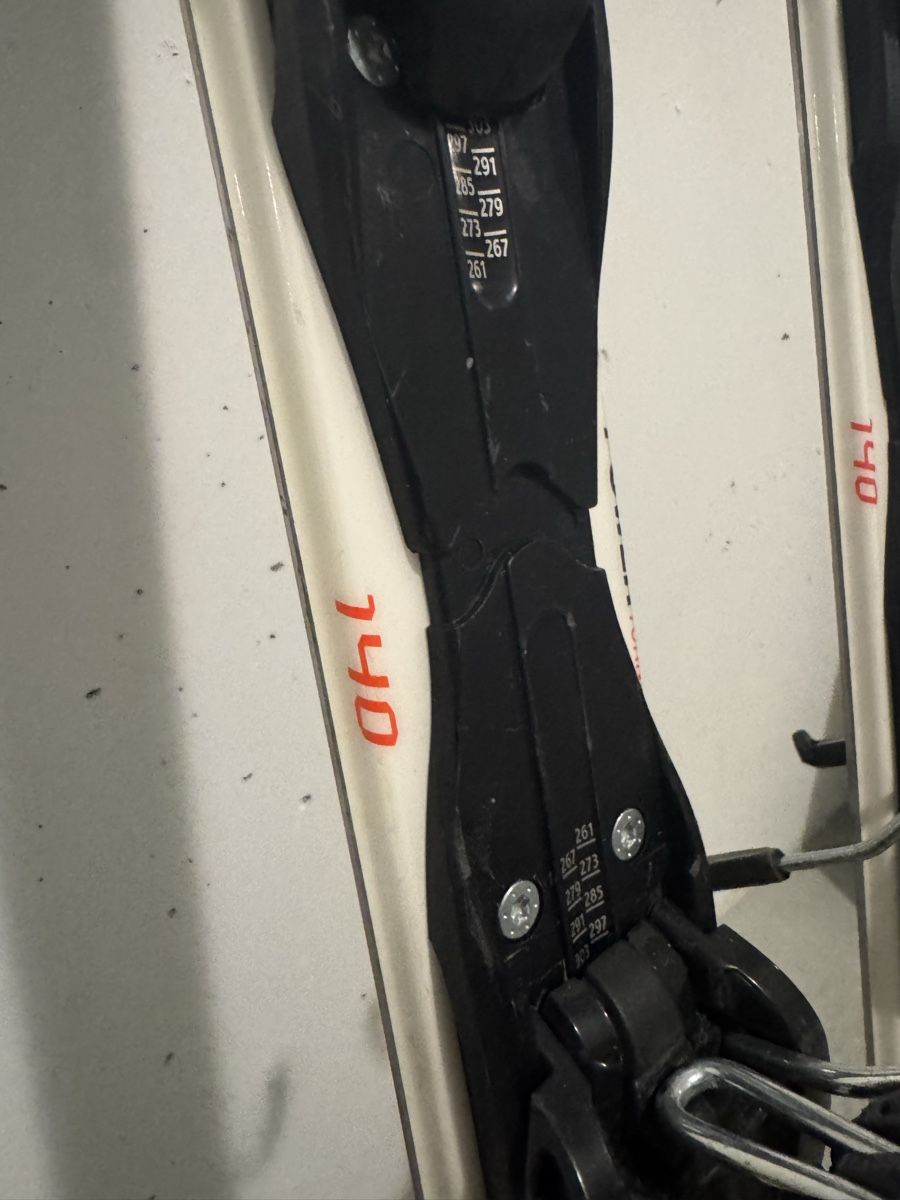 Rossignol Sci: Ski Rossignol 140cm – Usato da Ostermundigen venduto da Clood 2