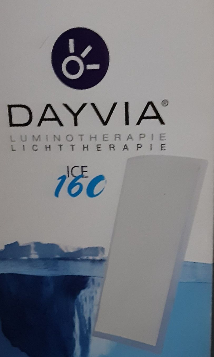 Attrezzature mediche: Lampe de luminotherapie – Usato da Conthey venduto da karfour 2