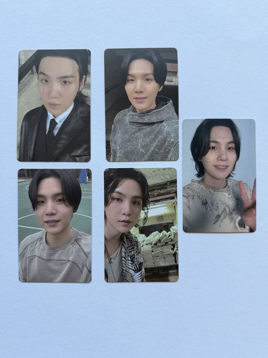 Carte collezionabili: BTS - SUGA D-Day era official photocards – Nuovo (secondo la descrizione) da Belp venduto da silverlight88