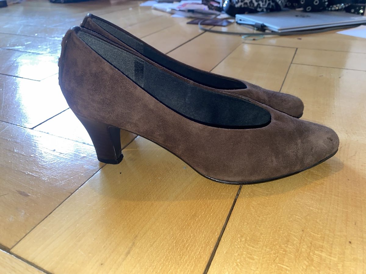 Damenschuhe: Braune Wildleder Pumps, Gr. 36, Vintage – Gebraucht aus Zürich von mar_zn2k 1