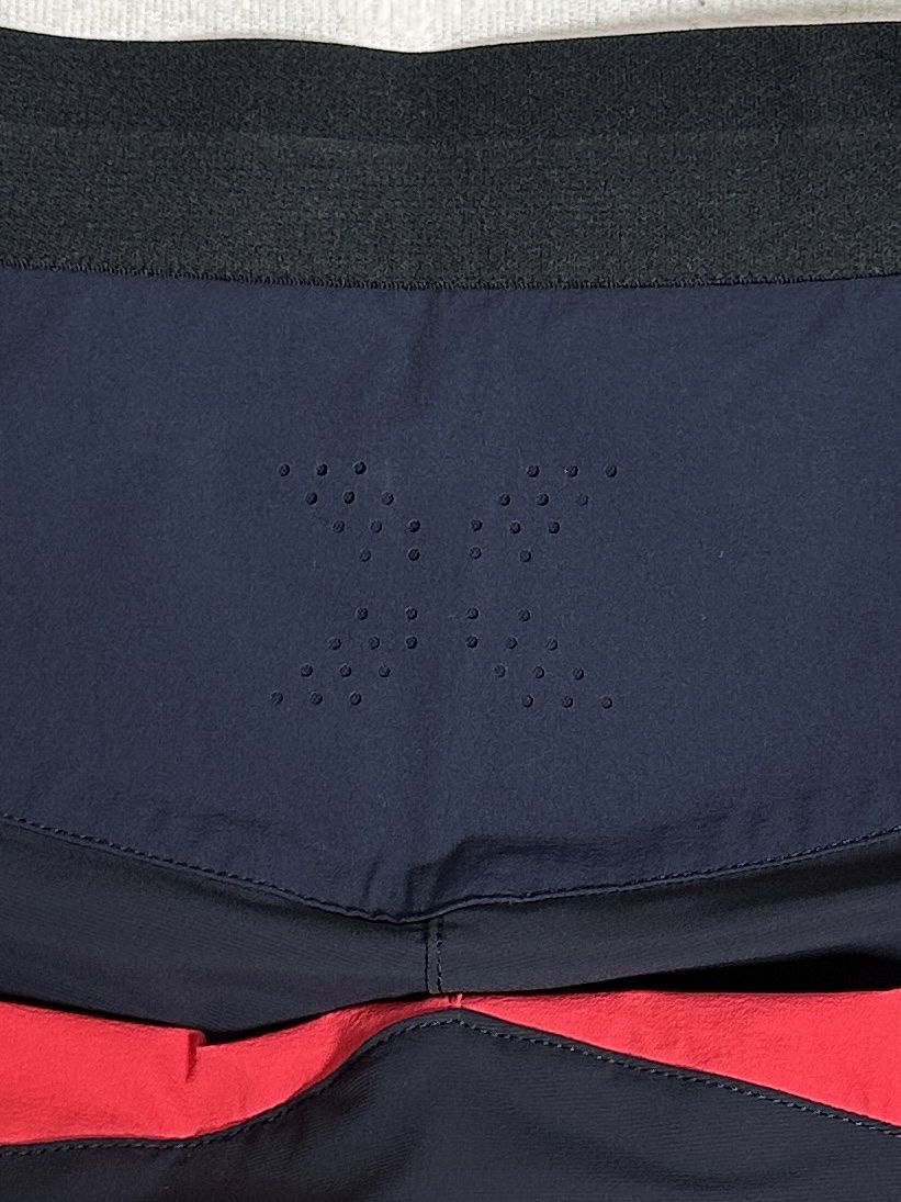 Mammut Pantalons: Mammut eiger hose G L – Neuf avec emballage d'origine à Maienfeld par tobeyl2020 9