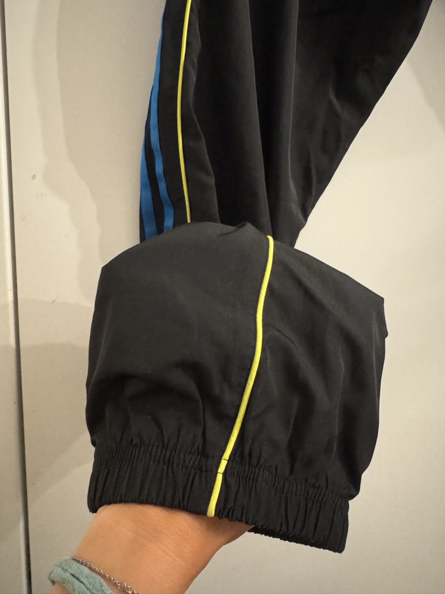 Adidas Pantaloni: Adidas Hose  – Usato da Obfelden venduto da cesarina10 4