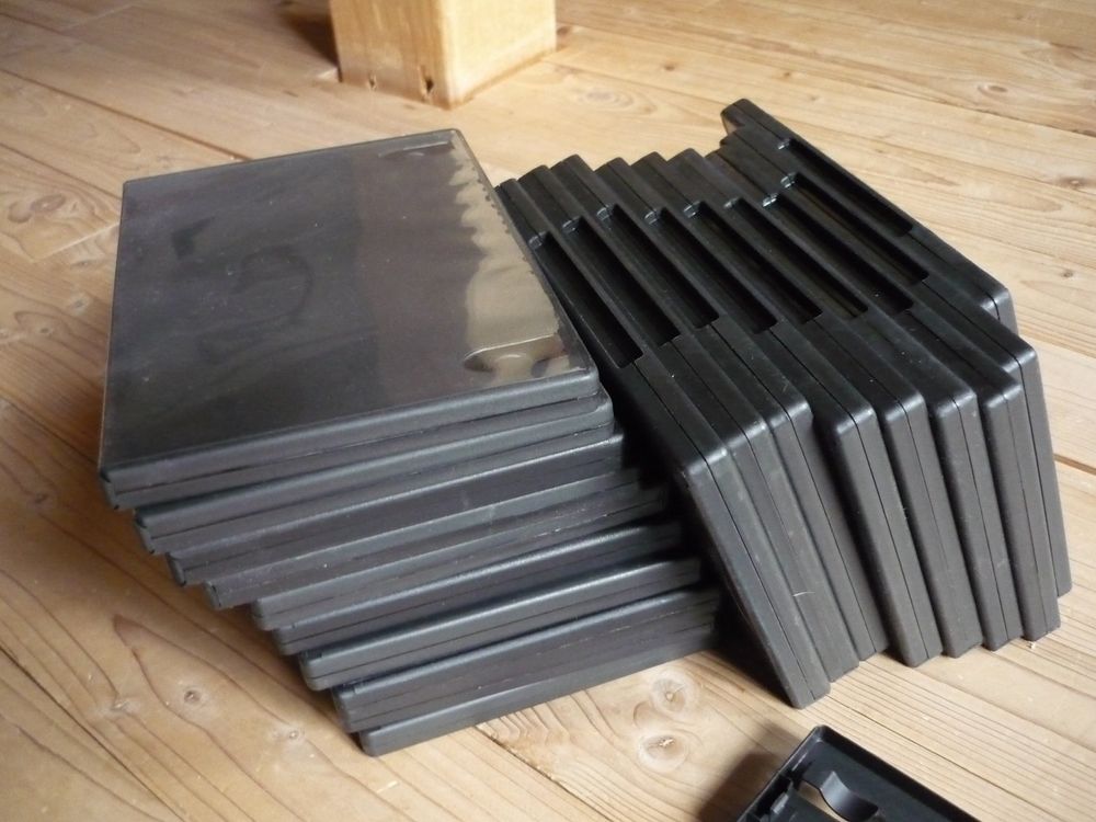 20 DVD / CD Hüllen Covers, ohne Stühle 2