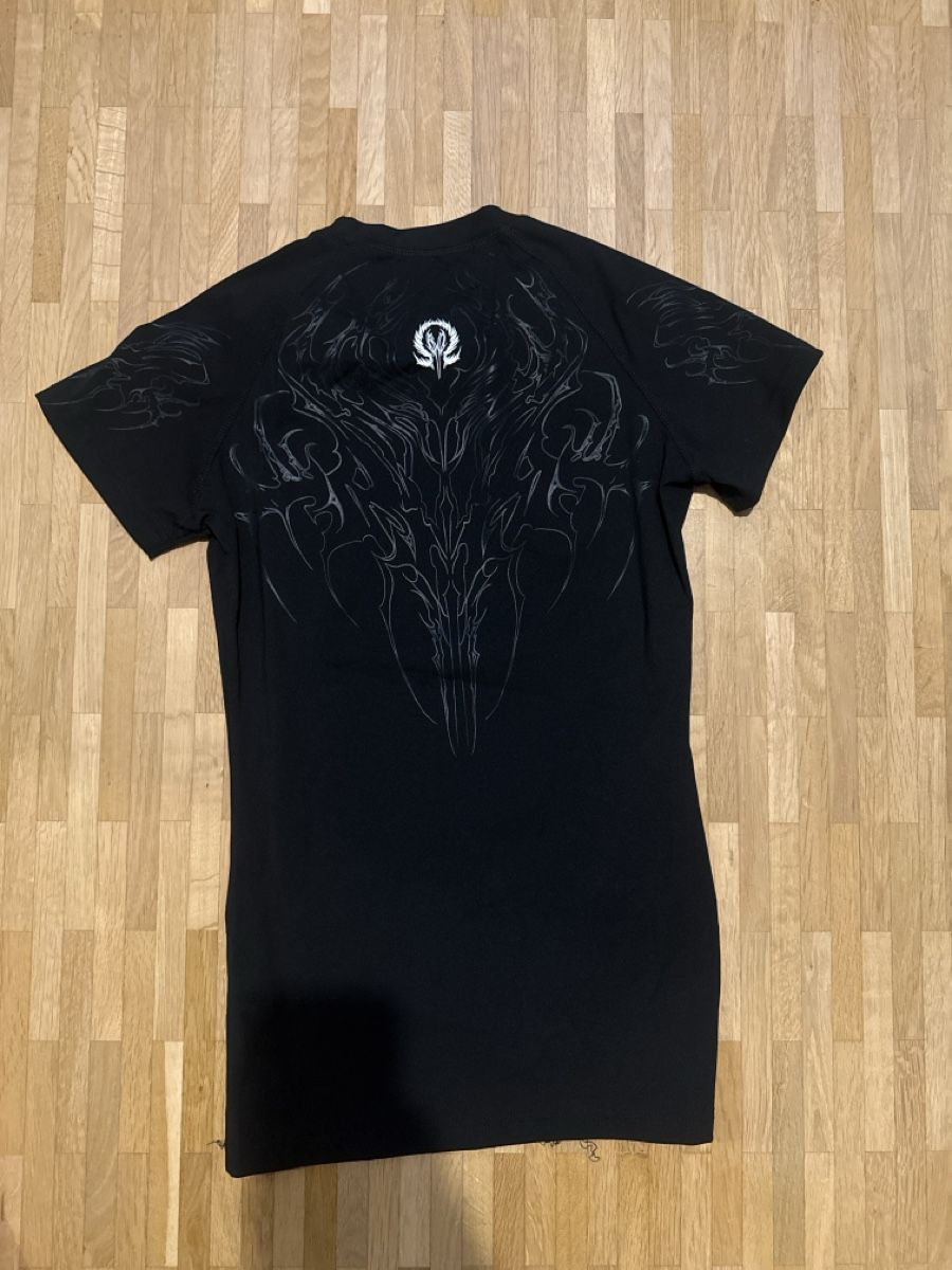 T-shirt: Breathedivinty Compression Shirt Size M – Usato da Winterthur venduto da Winti_Deal 2