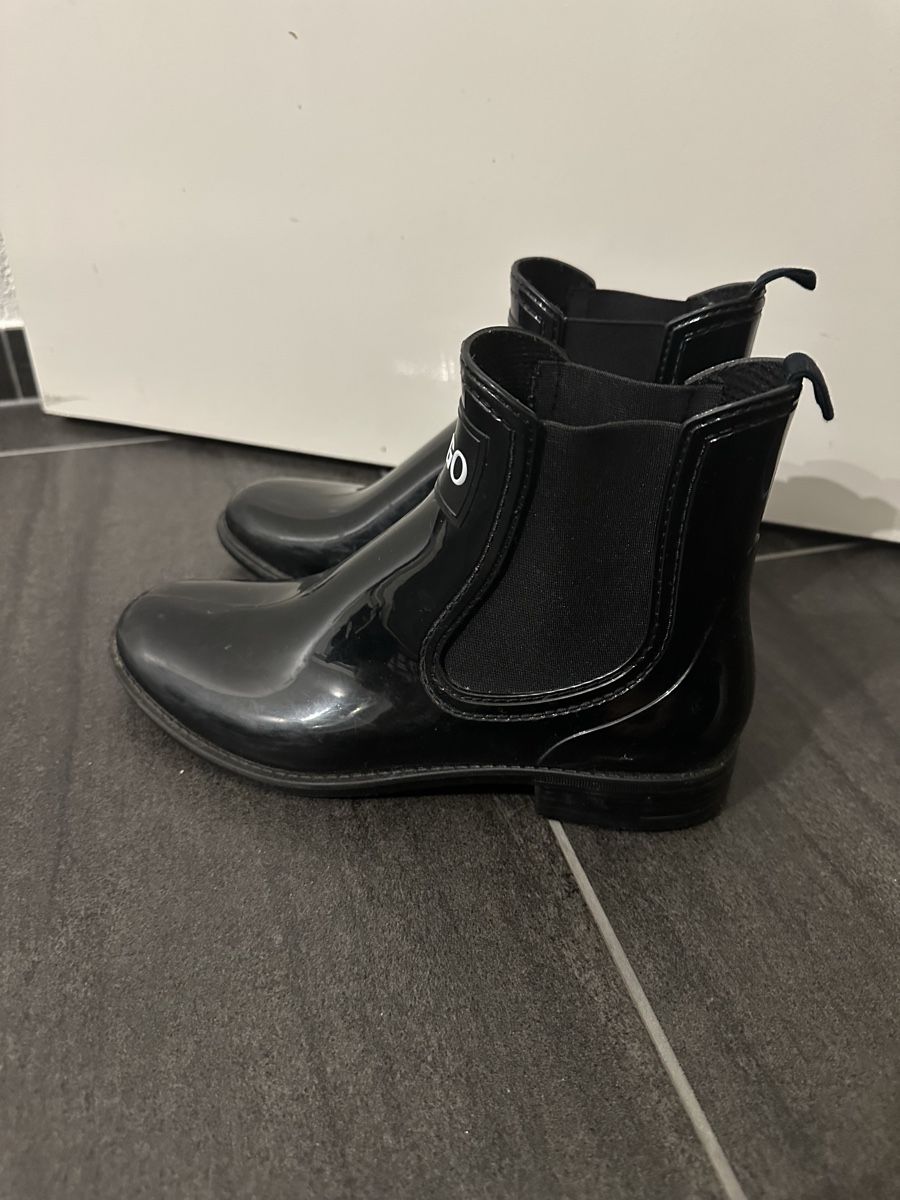Hugo Boss Scarpe da donna: HUGO Gummistiefel Gr 37 – Usato da Winterthur venduto da pompowerpuff 3