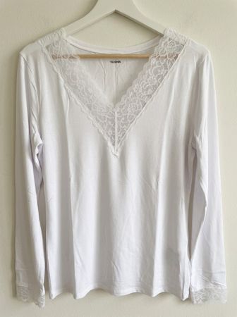 Neues weisses Viscose Langarmshirt, Grösse XL mit Spitzen