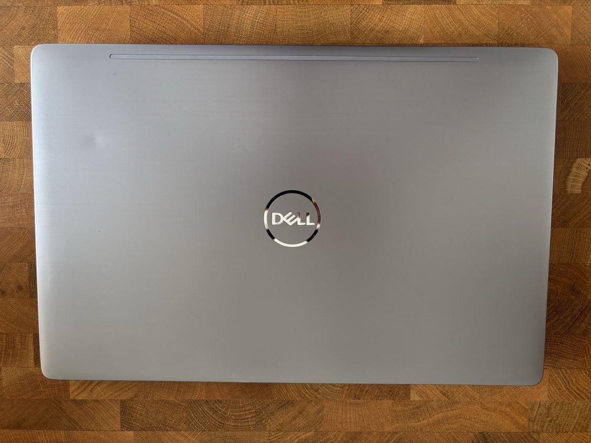 Dell Notebooks: Dell 5500 mit Docking Station – Gebraucht aus La Tour-de-Trême von ValGruyere 2