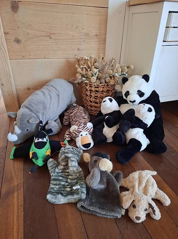 Giocattoli: Plüschtiere und Plüschhandpuppen GRATIS – Usato da Kirchberg SG venduto da sba_6r6q