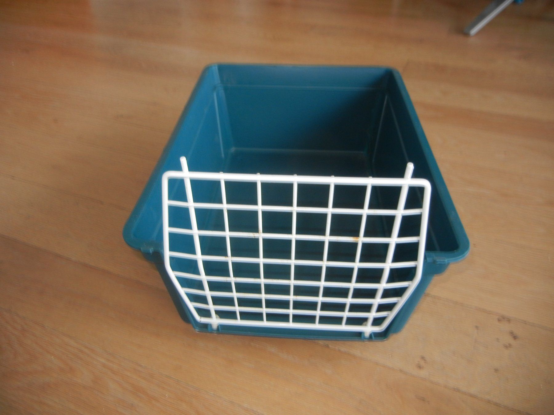 Gabbie, trasporto & Sicurezza: Transportbox für Katzen – Usato da Langendorf venduto da sonntag10 1