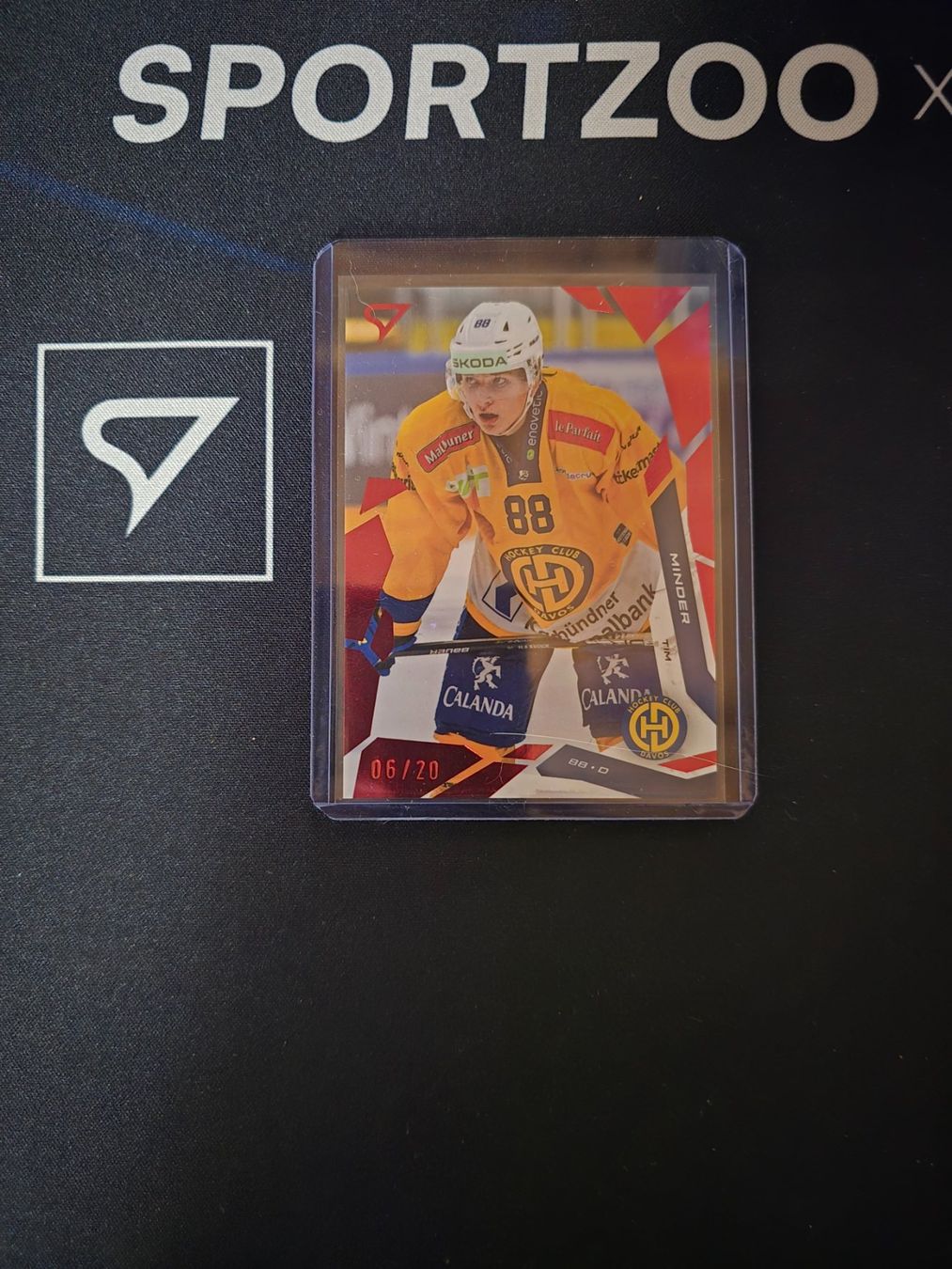 Sportzoo Carte collezionabili: Tim Minder // Base Set Red // 06/20 // HCD // HC Davos – Usato da Beringen venduto da Candrox__