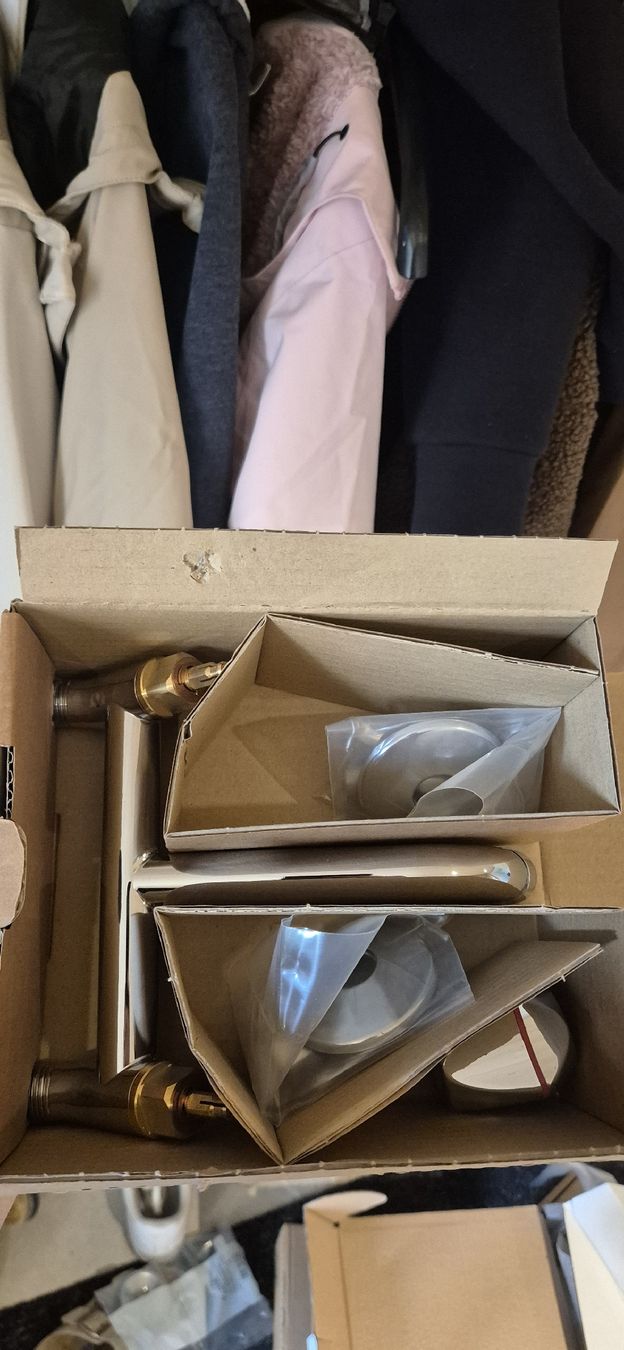 Arwa Armaturen: Zwei Griff Mischer – Neu und originalverpackt aus Appenzell Enggenhütten von sut_kdt8