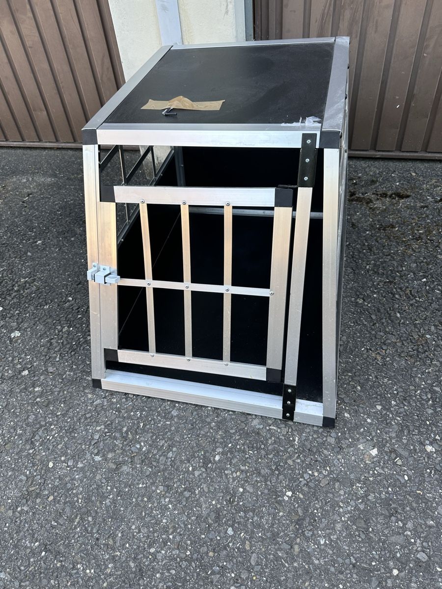 Altro in Decorazioni & Accessori: Hundetransportbox aus Aluminium – Nuovo (secondo la descrizione) da Liebistorf venduto da Lukas0228