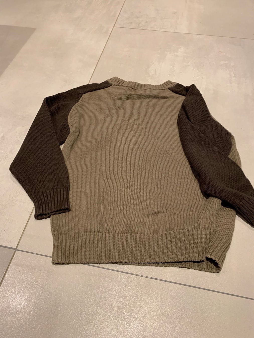 Pulls et sweat-shirts: Pullover Gr.128 – Neuf (Voir description) à Zuzwil SG par Ibohaus 1