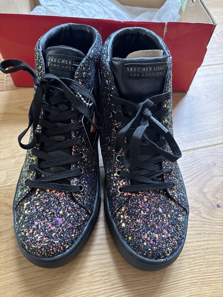 Skechers Scarpe da donna: NEW Skechers Sneakers - 38 size – Nuovo e nell'imballaggio originale da Neuchatel venduto da Mia_G 1