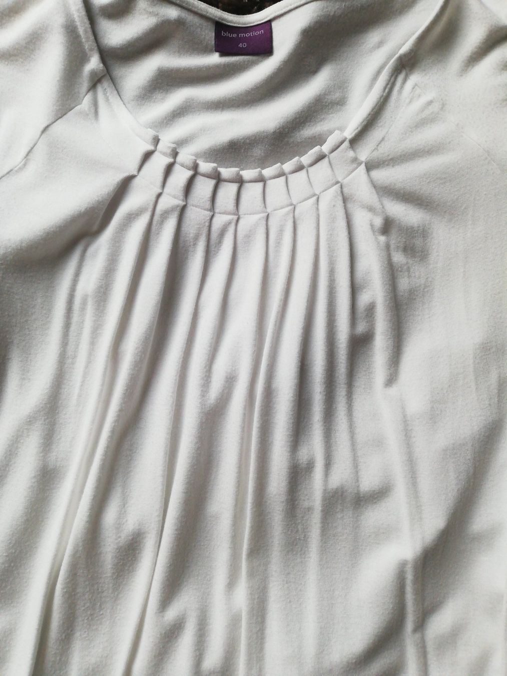 T-shirt: T-shirt – Nuovo (secondo la descrizione) da Marly venduto da schnibu2 2
