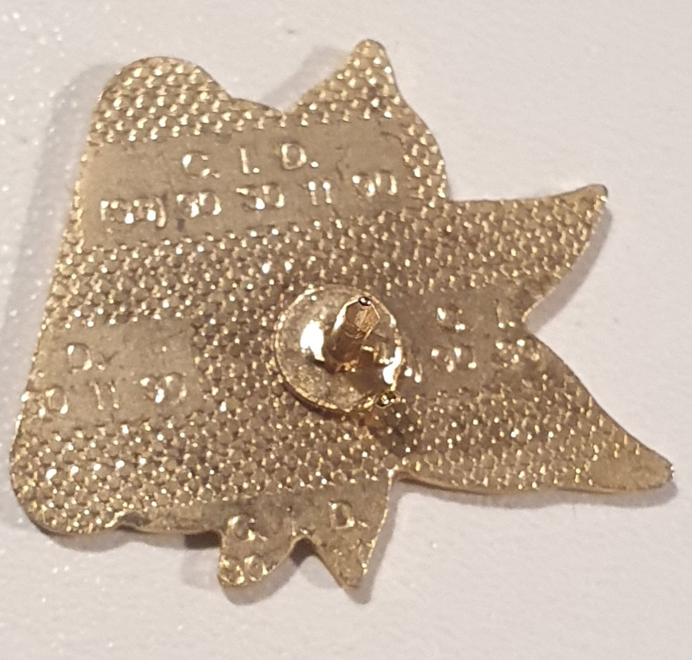 Placchette & Badge: Pin's La maîtrise du feu – Usato da St-Barthélemy VD venduto da titeuf5 1