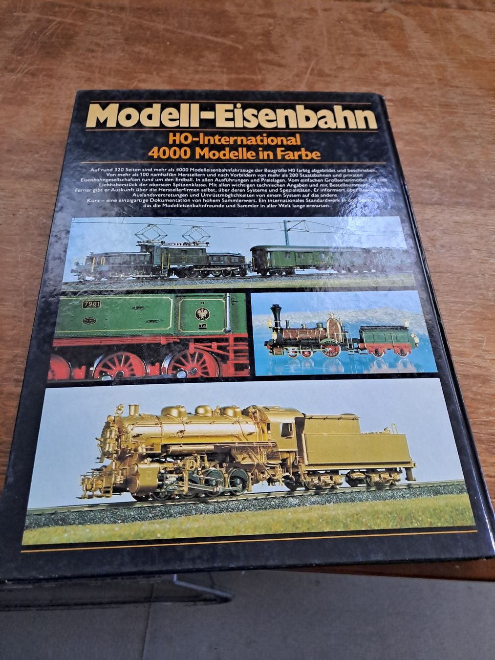 Libri: Modell-Eisenbahn HO-International Buch 4000 Modelle – Usato da Zürich venduto da Schoebi19 1
