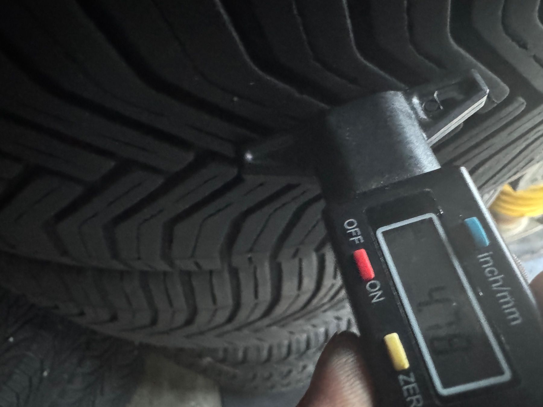Michelin Pneus & Roues: 225/55R18 – D'occasion à Widen par Dinero02 7