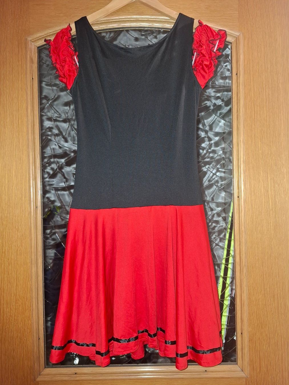 Costumi: Fasnachtskostüm Damen, "Devil", rot/schwarz, Gr. L – Usato da Sisseln AG venduto da Tropea4334 1