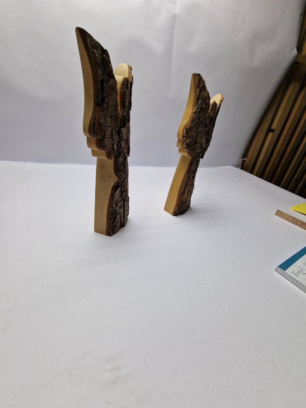 Tutte le decorazioni: Engel aus Holz mit Rinde 2 Stk. – Usato da Eschenbach SG venduto da Hoerbys 2