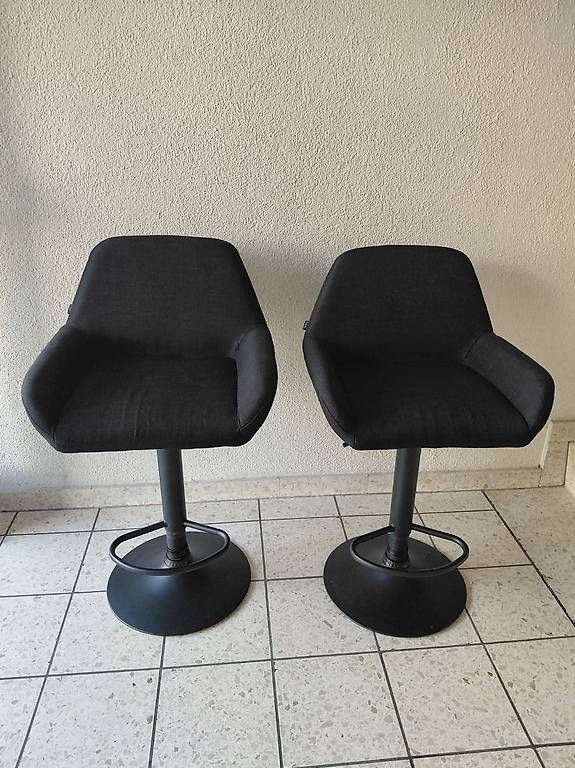 Sgabelli: Moderne Barhocker Schwarz – Usato da Dietikon venduto da Vent-Gary- 2