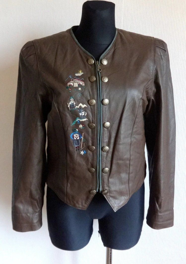 Giacche: Lederjacke mit Stickerei – Usato da Zürich venduto da Nala2811