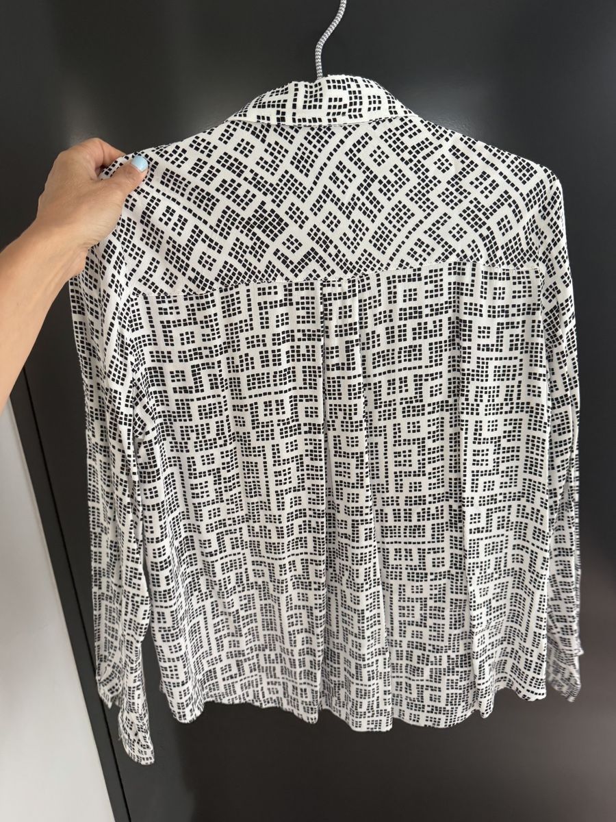 Camicette: Adolfo Dominguez Blouse- Size:36 – Usato da Herrliberg venduto da Tubalp 1