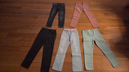 Grösse 140/146: Div.Hosen/Jeans (stonewashed, Cord, Stretch)
