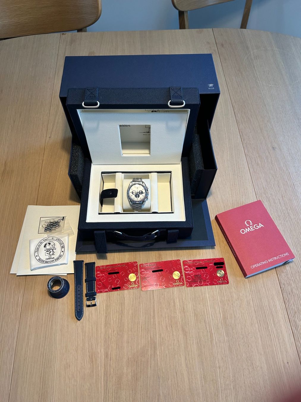 Omega Orologi: Omega Speedmaster Silver Snoopy Award Unworn!!! – Nuovo e nell'imballaggio originale da Zürich venduto da Hans_88