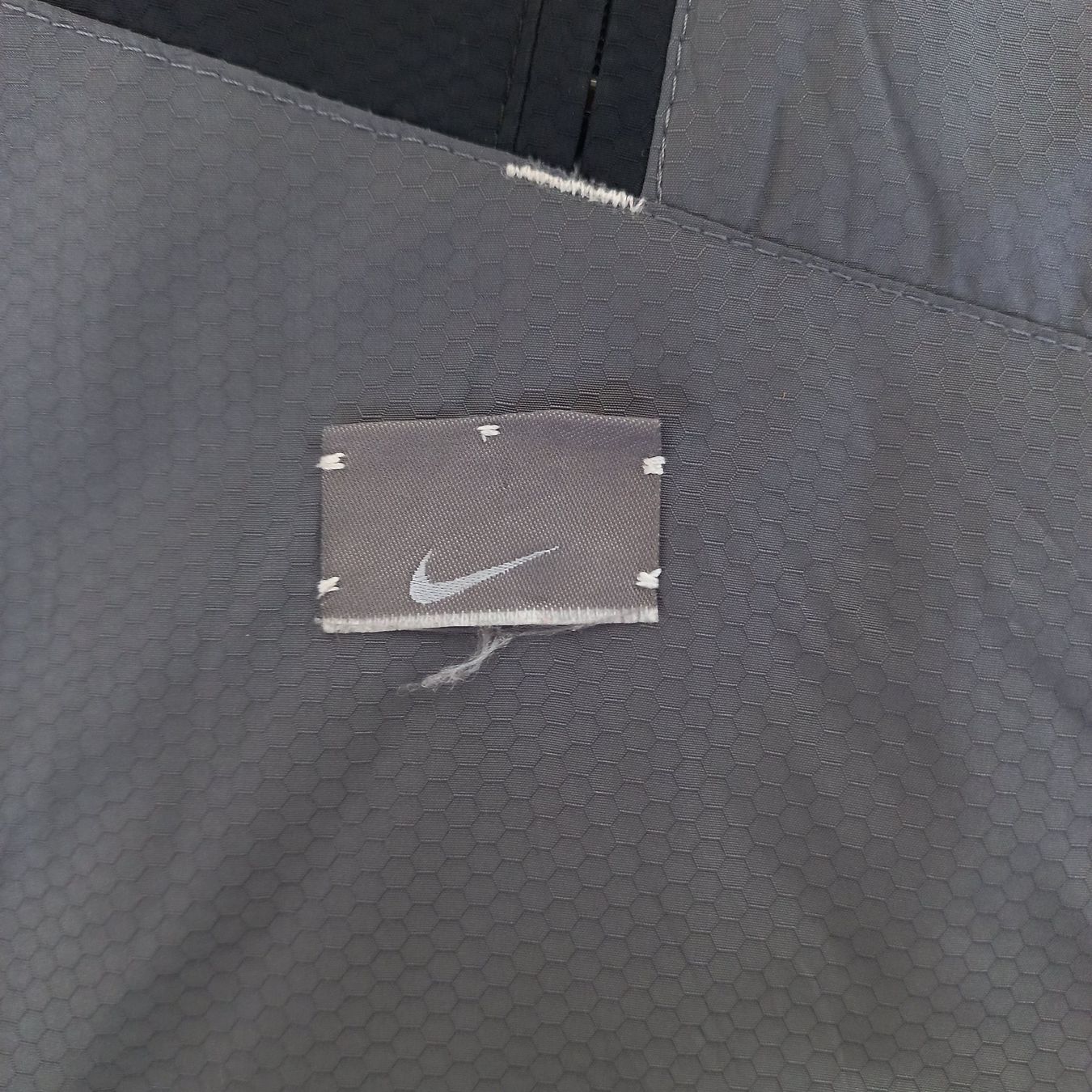 Nike Giacche: Vintage Nike Trackjacket (S) – Usato da Chamoson venduto da Sapoloshop 2