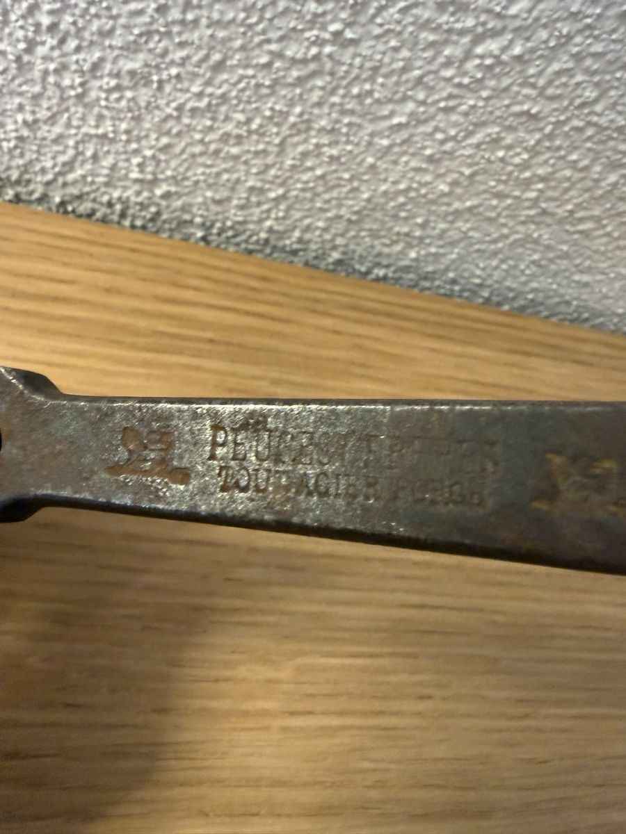 Peugeot Tutti gli attrezzi: Clé Peugeot Frères tout acier  – Usato da Kloten venduto da Mumiiin 6