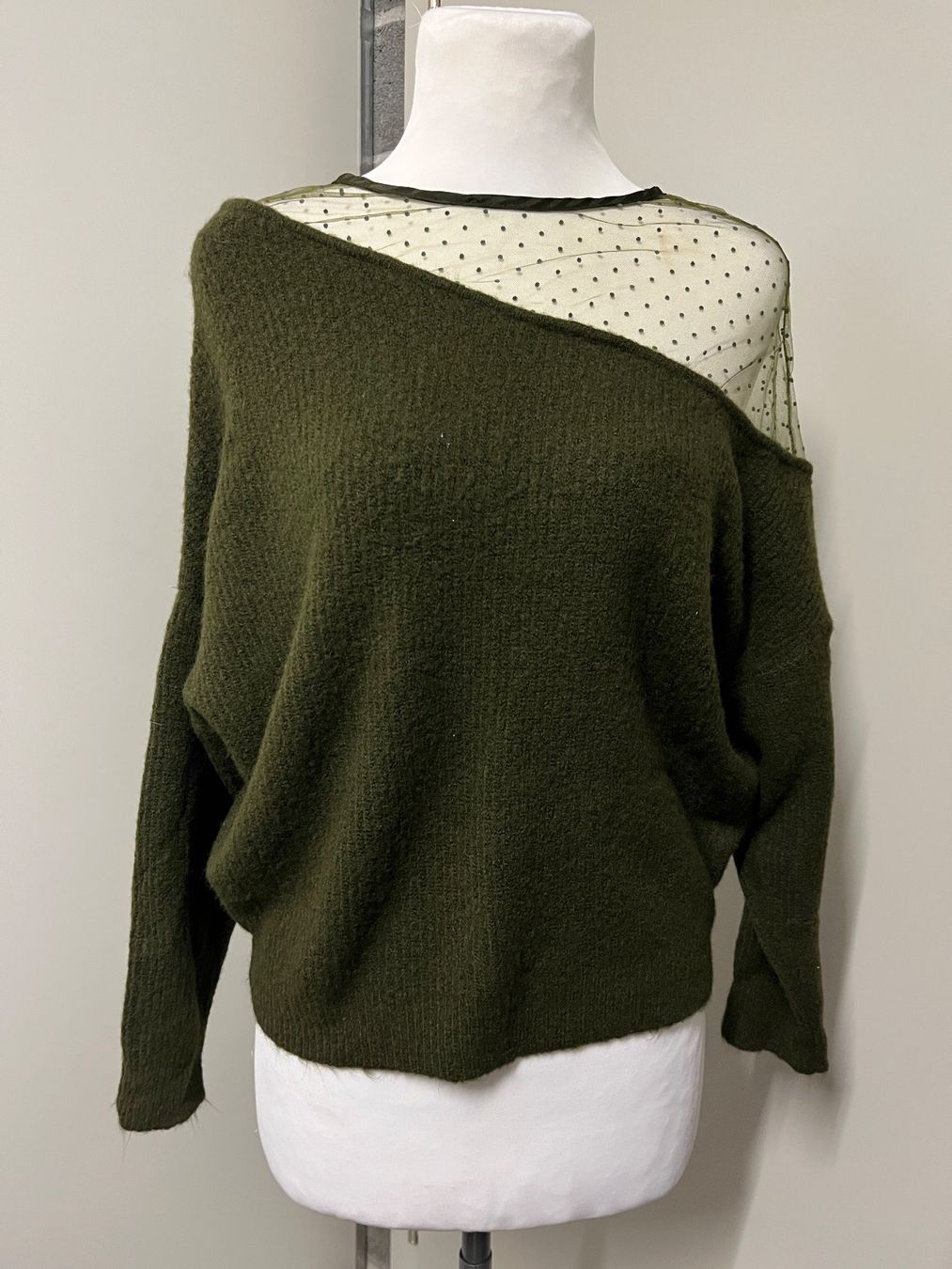 Maglioni & Felpe: Pullover Grösse S/M, wie neu, NP 59.- – Nuovo e nell'imballaggio originale da Interlaken venduto da Jasmin_Flower