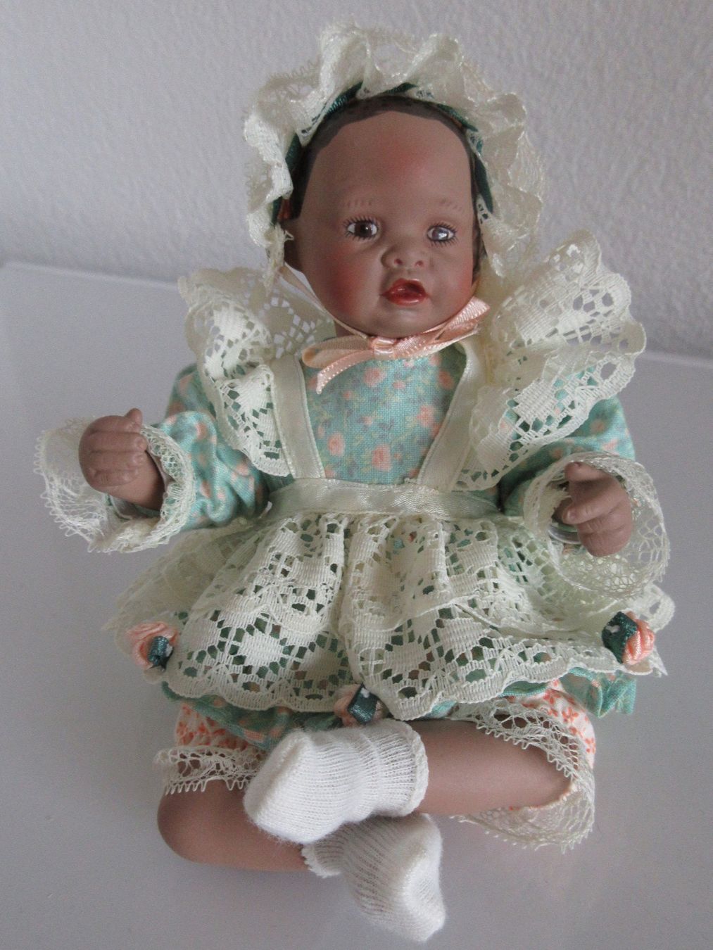 Bambole: Mini Puppe Danielle + 2 Garnituren Kleider, Yolanda Bello – Usato da Egg b. Zürich venduto da Mogli93