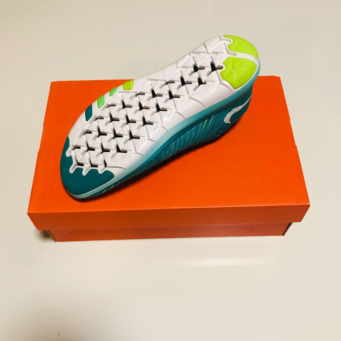 Nike Scarpe da donna: NIKE FREE TRANSFORM Gr.36; neu mit Etikette und Karton – Nuovo e nell'imballaggio originale da luzern venduto da ARNI. 6