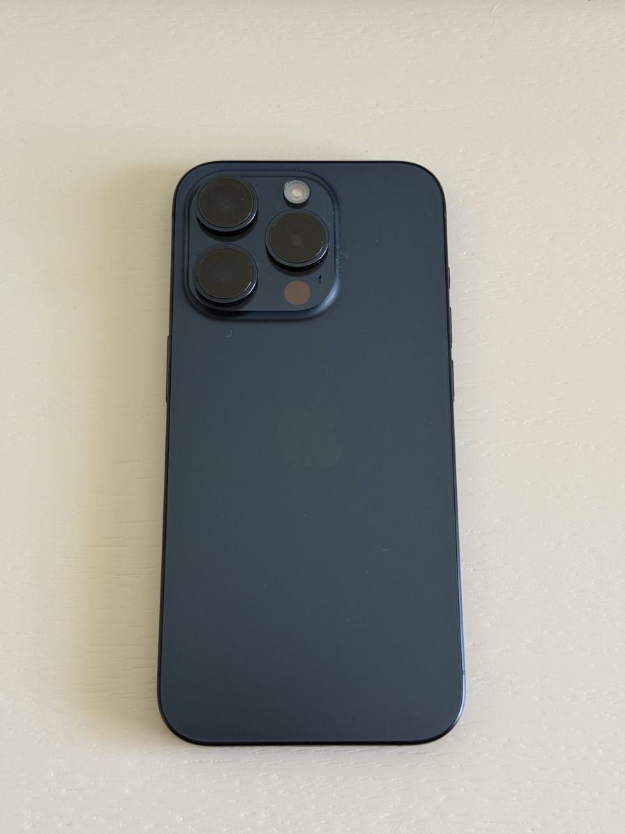 Apple Handys / Smartphones: Apple iPhone 15 Pro 256 GB Blue Titanium – Gebraucht aus Genève von rusiyoung