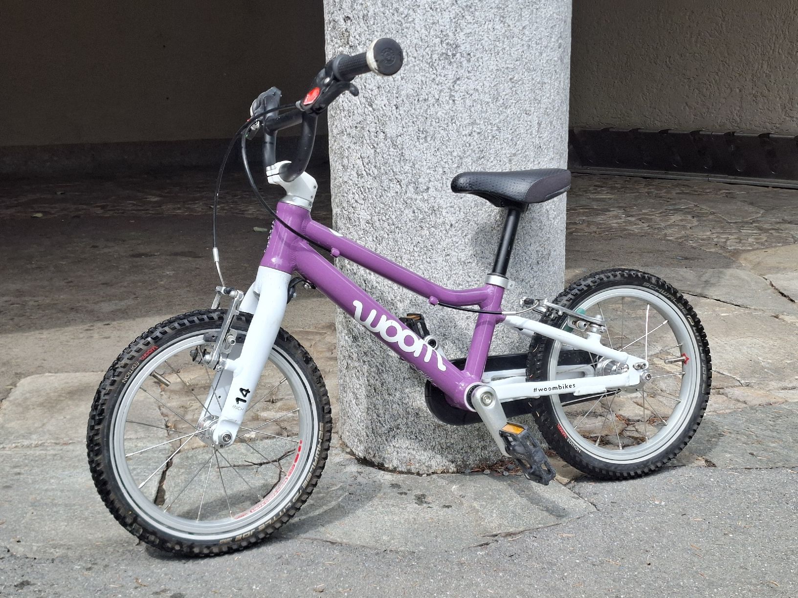 Woom Vélos: Woom 2 Original Lila – D'occasion à Luzern par chcl3 1