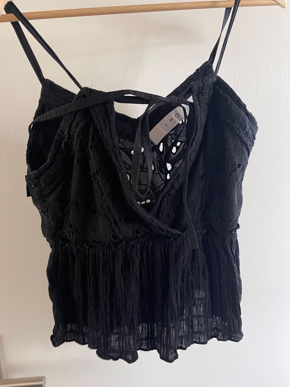 Iro Top: IRO Schwarzes Sommertop Gr. 36 – Usato da Ettingen venduto da cla_526w