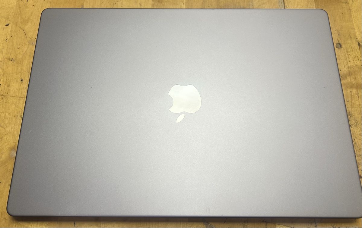 Apple PC: Macbook pro 16" M1 2021 – Difettoso da Lufingen venduto da Quadrum