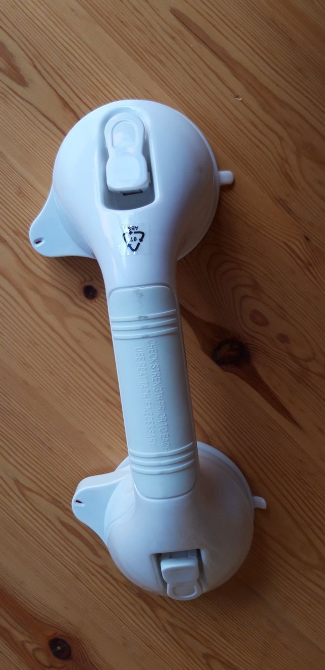 Supporti a parete: Poignet pour salle de bain – Nuovo e nell'imballaggio originale da Neuchâtel venduto da marevecor 1