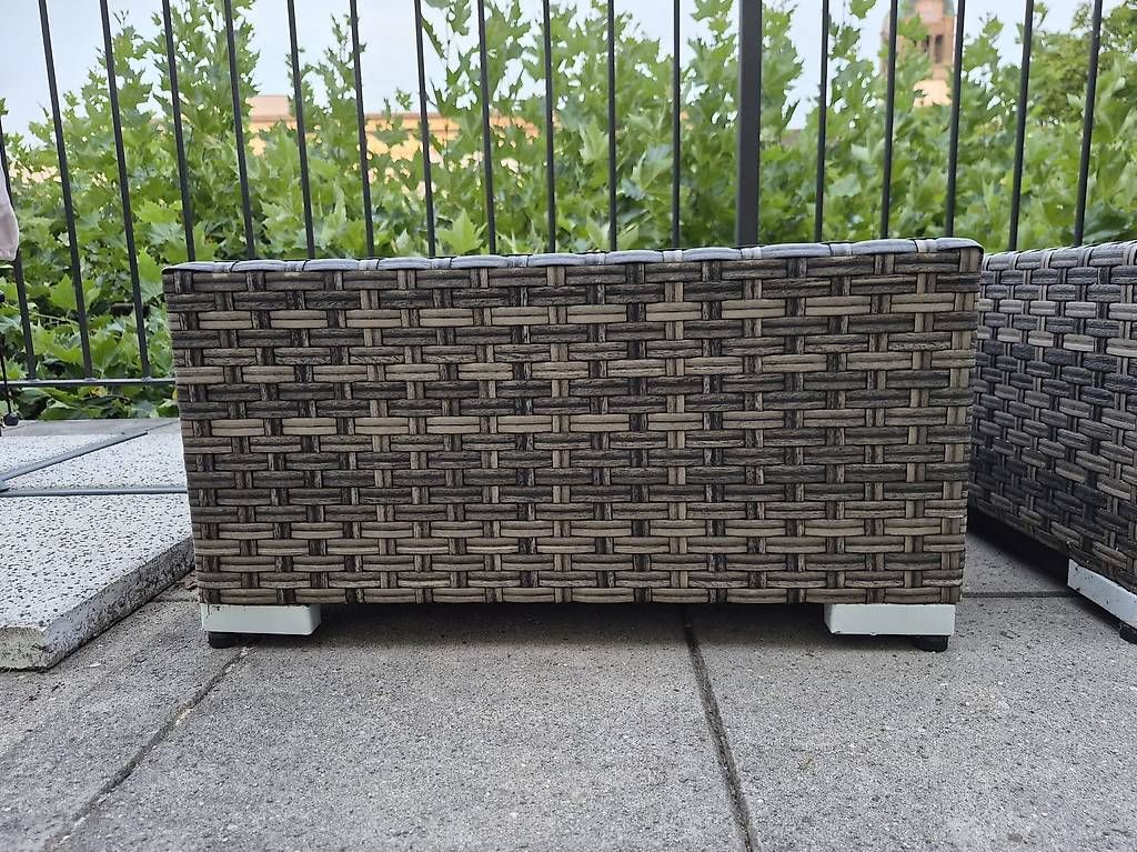 Tables: 2 Rattan Gartenmöbel - top Zustand – D'occasion à Bern par sarah_lynn 2