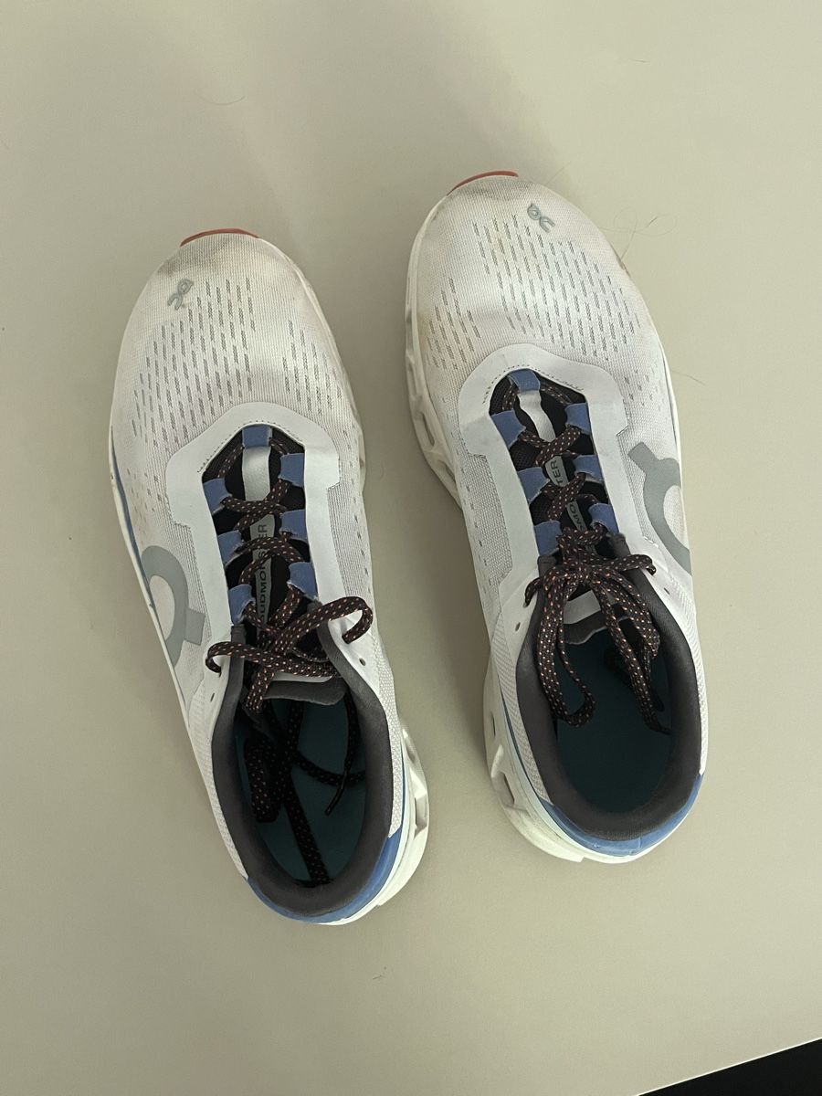 On Scarpe da uomo: ON Cloudmonster 44 Laufschuhe – Usato da Zürich venduto da joric96 1