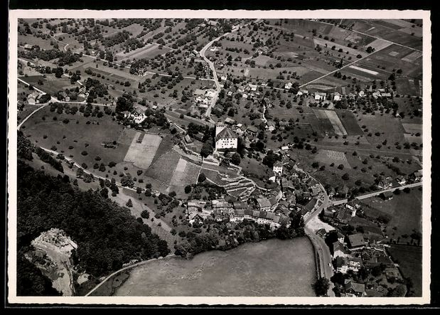 Cartes postales: Werdenberg /SG, Flugaufnahme mit Schloss – D'occasion à Berlin par bartko-reher