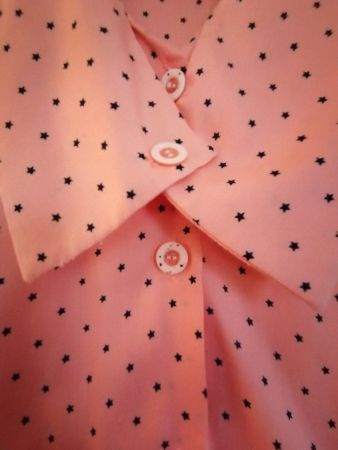Hübsche Kurzbluse mit Sternchen, Gr. 38 👻
