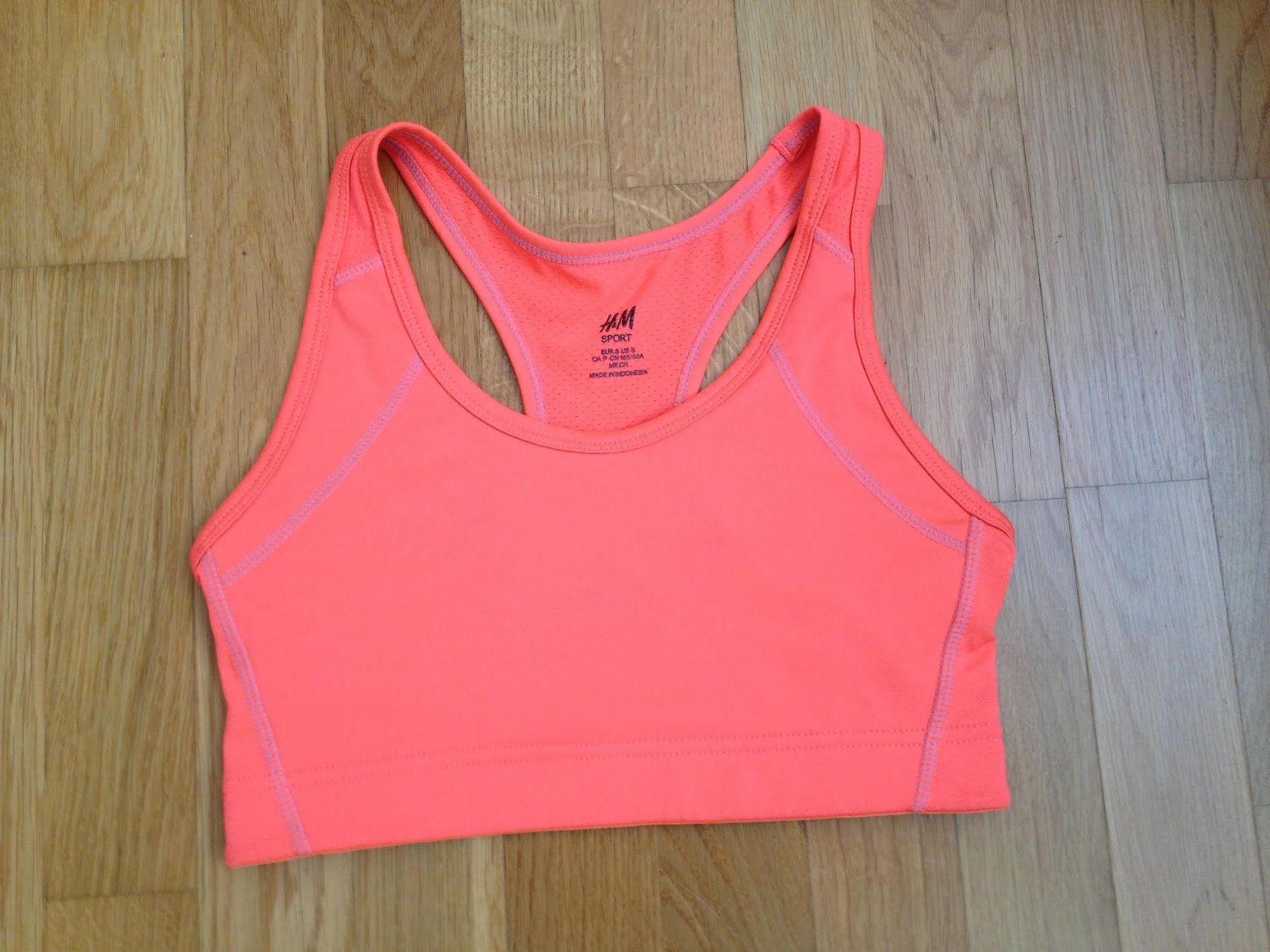 H&M Tops: Sport Top – Gebraucht aus Dübendorf von Fip05